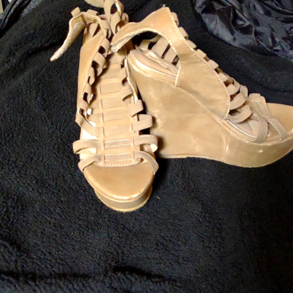 Women shoes